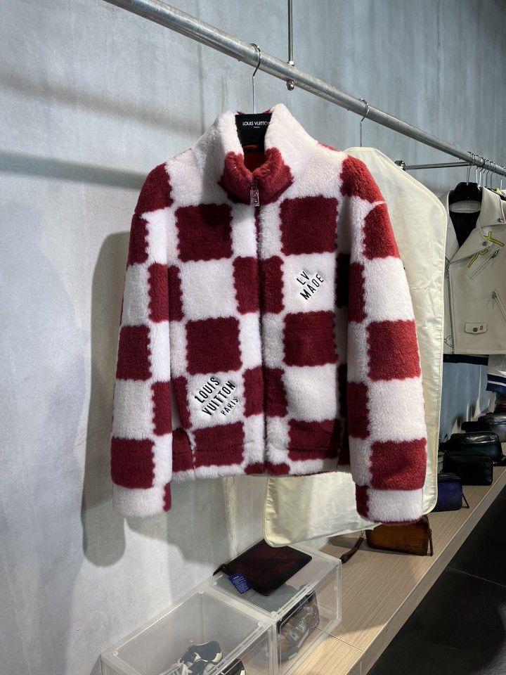 Luxury Winter Jacket Pallet - Image 72