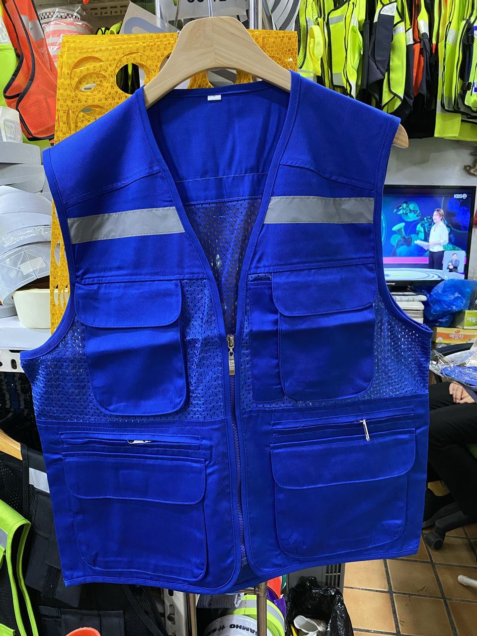 Workwear Liquidation Pallet - Image 11